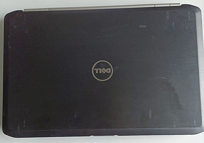 Ноутбук Dell Latitude Е5520 использован DELL-E5520 фото