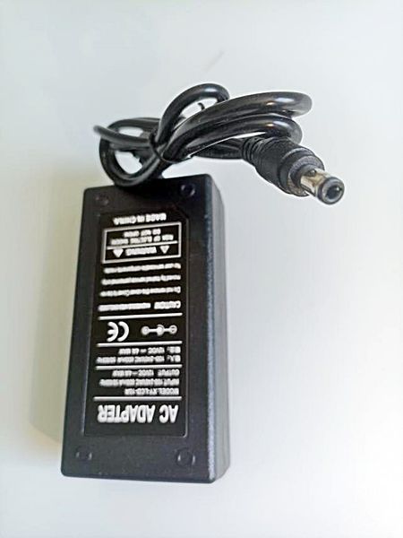 12V 4А блок питания со штекером размер 5.5мм-2.5мм 12V4A-5525 фото