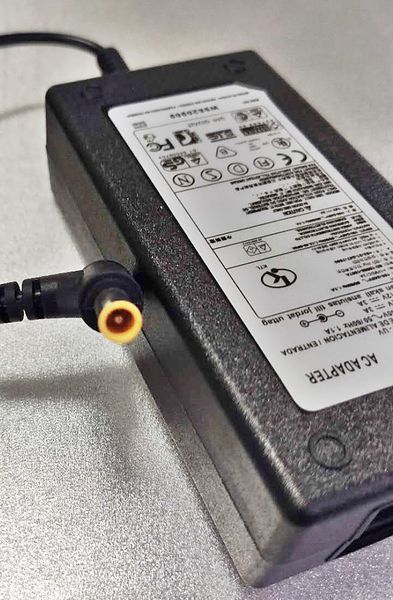 Зарядний пристрій A3514-DPN, AD-4214N для монітора Samsung SyncMaster S22A300B s22c300h, 14V 3A 42A , роз'ємом 6.5mm-4.4mm AD-4214N  фото
