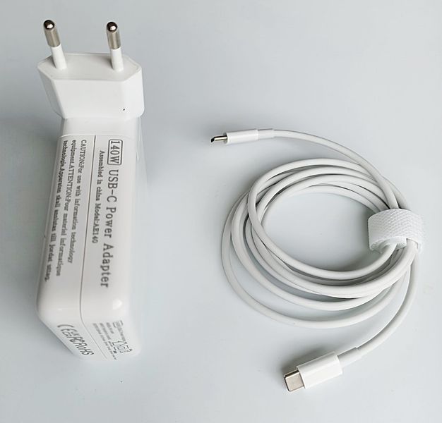 140W USB-C зарядное устройство для MacBook Air 2022 (M2), MacBook Pro/Max 2023 (M2, 14-16 inch), MacBook Pro/Max 2021 (M1, 14-16 inch), разъем type-C 140W-ADP-C фото