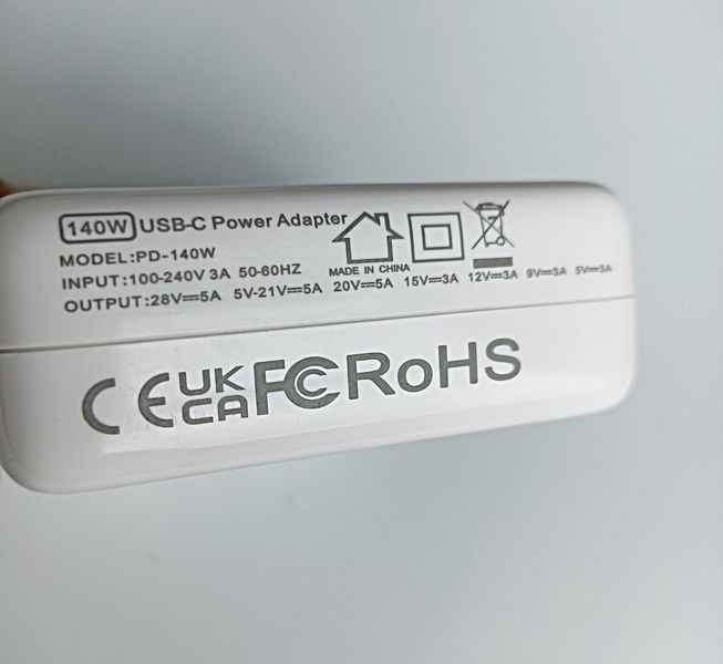 Адаптер MacBook USB-C 140W, MacBook Air (15 дюймів, M2, 2023), MacBook Air (13 дюймів, M2, 2022), MacBook Air (13 дюймів, M1, 2020), MacBook Air (Retina, 13- дюйм, 2020), MacBook Pro (14 дюймів, 2023) 140W-ADP-MAC фото
