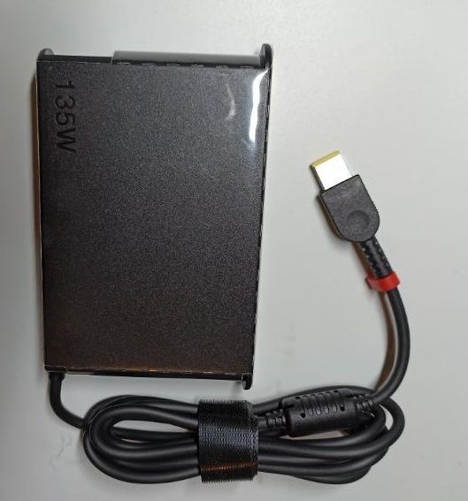 20V 6.75A 135W, ADL135NDC3A, блок питания для ноутбука Lenovo Ideapad Gaming 3 L340 S740 Y50 Y700 Legion Y520 Y730 ThinkPad P1 X1 Extreme ThinkStation P330 Yoga 9 720 C940 ADL135NDC3A фото