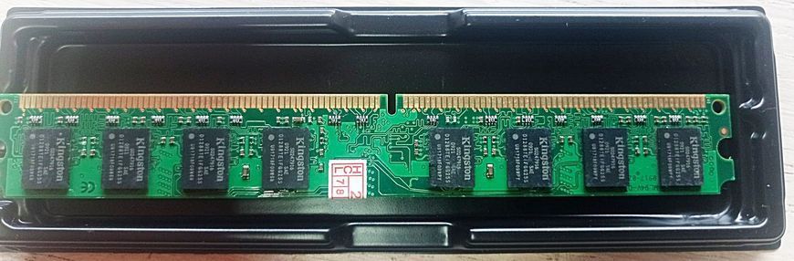 Оперативная память DDR2-800, 2048MB PC2-6400 (KVR800D2N6/2G) Kingston DDR2 2Gb KVR800D2N6 фото