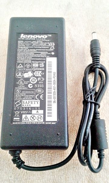 20V 4.5A 90W, блок питания для ноутбука Lenovo IdeaPad Z570, Z570, 1024 с разъемом 5.5mm-2.5mm LN90W-5525-OM фото